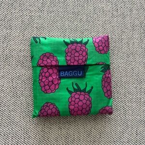 Baggu - Green Raspberry Standard NWOT